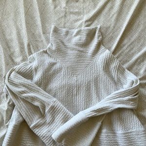 Lululemon quilted turtle neck sweater